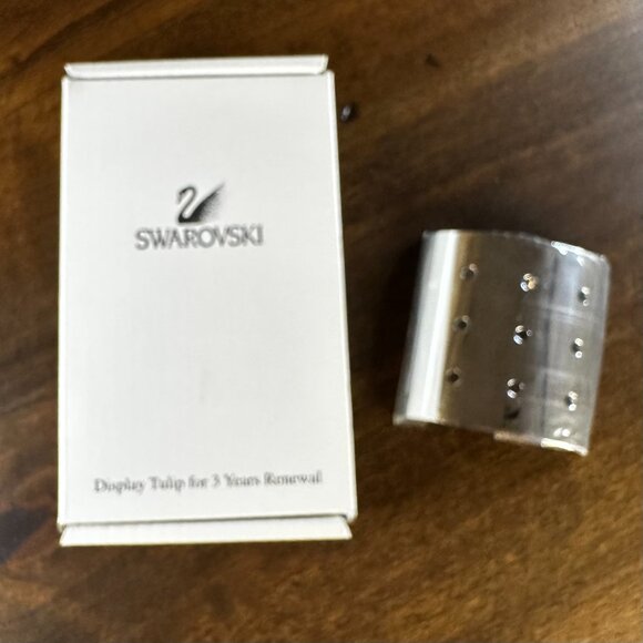 RETIRED Swarovski Crystal Society Member Renewal Gift - Mini Tulips Holder - Picture 2 of 5